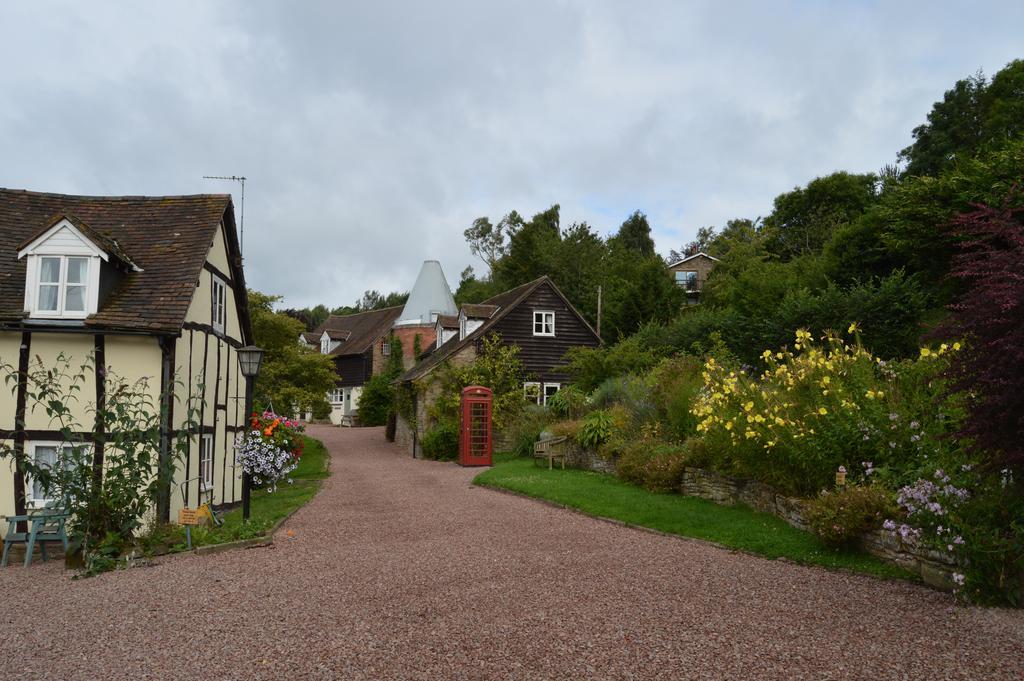 Whitewells Farm Cottages Great Malvern Exterior foto